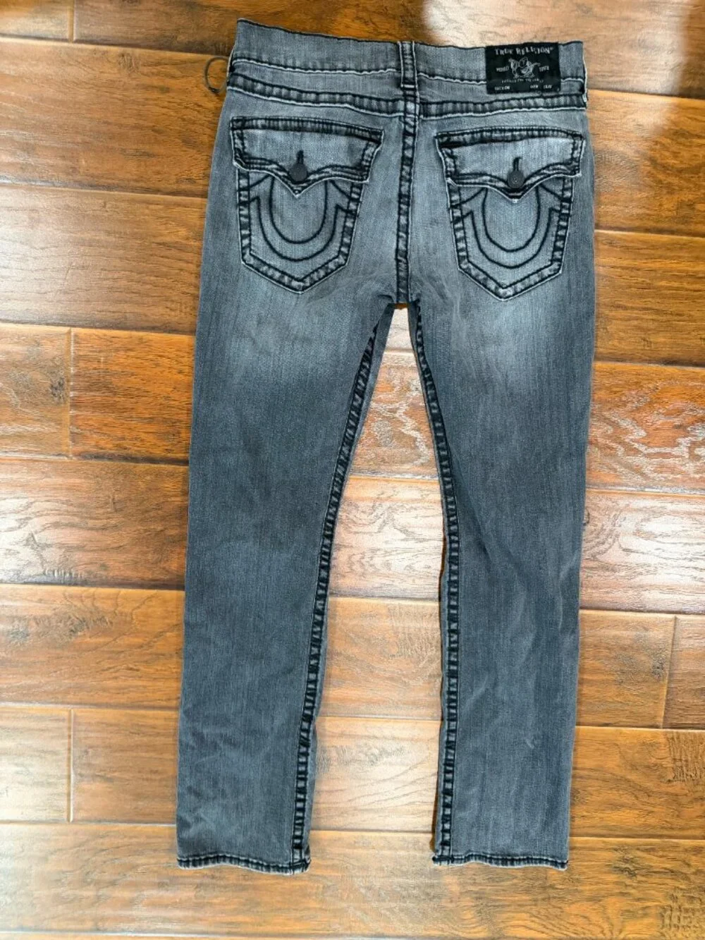 True Religion 33x32 Rocky Relaxed Straight Flap Big T Jeans Grey Distressed